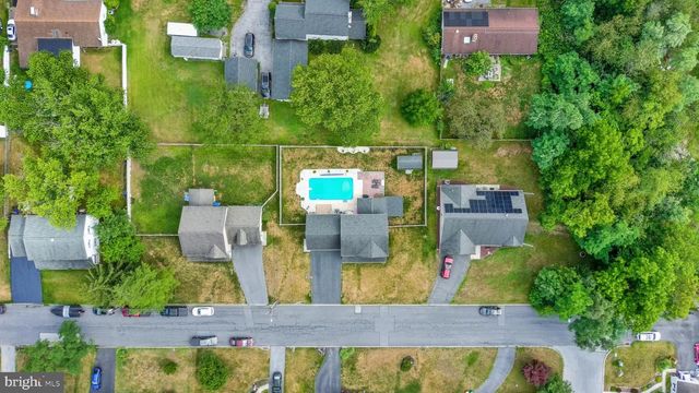 17 PENNSBORO DR, Enola, PA 17025