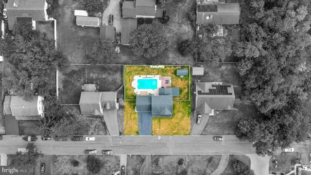 17 PENNSBORO DR, Enola, PA 17025