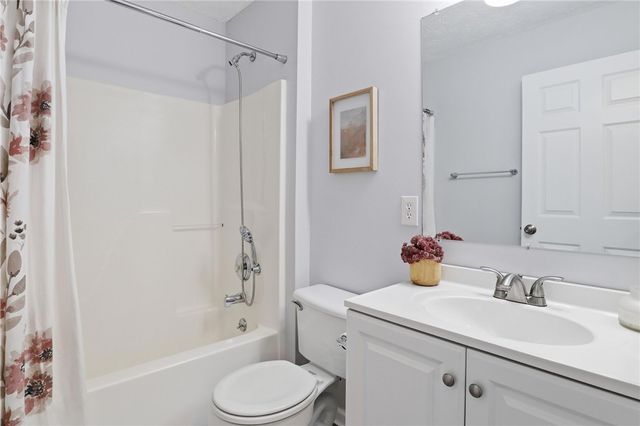 1 Cherry Blossom Circle, Chili, NY 14514