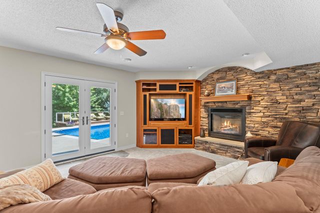 13401 Cormack Circle, Rosemount, MN 55068