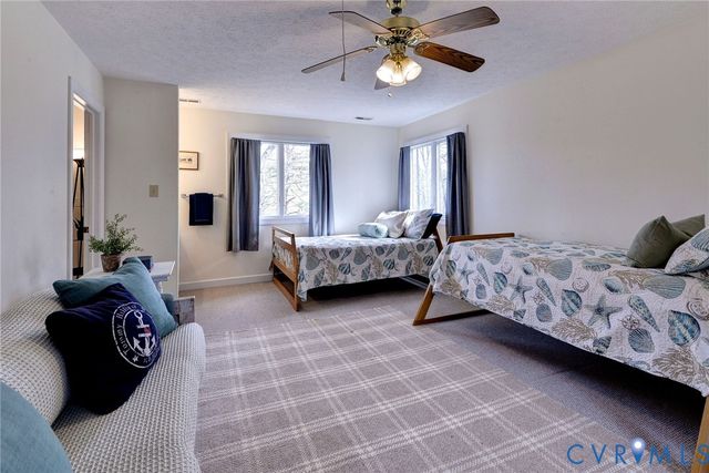 320 White Pine Ln, Hartfield, VA 23071