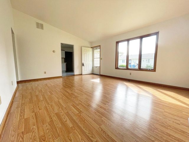 150-154 Meadows, Crown Point, IN 46307