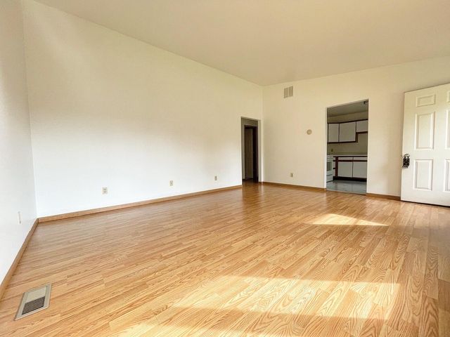 150-154 Meadows, Crown Point, IN 46307