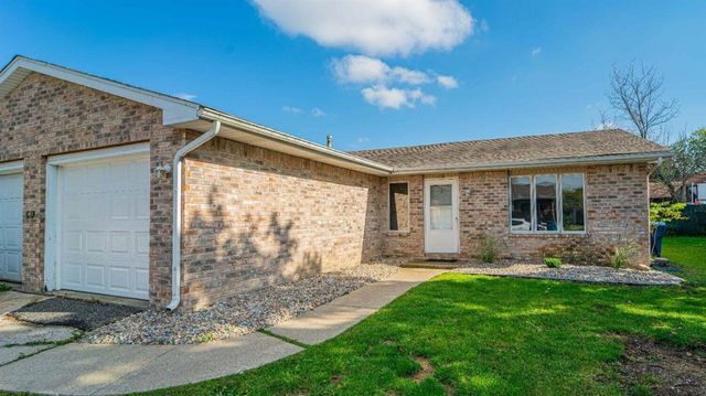 150-154 Meadows, Crown Point, IN 46307