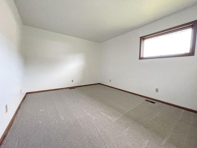 150-154 Meadows, Crown Point, IN 46307