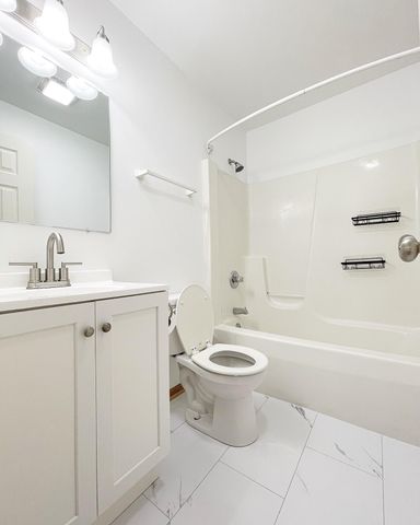 150-154 Meadows, Crown Point, IN 46307