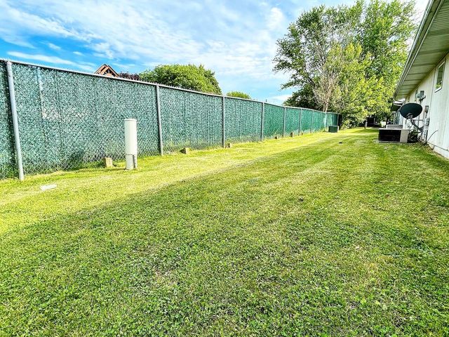 150-154 Meadows, Crown Point, IN 46307