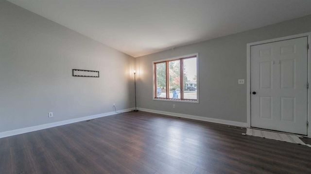 150-154 Meadows, Crown Point, IN 46307