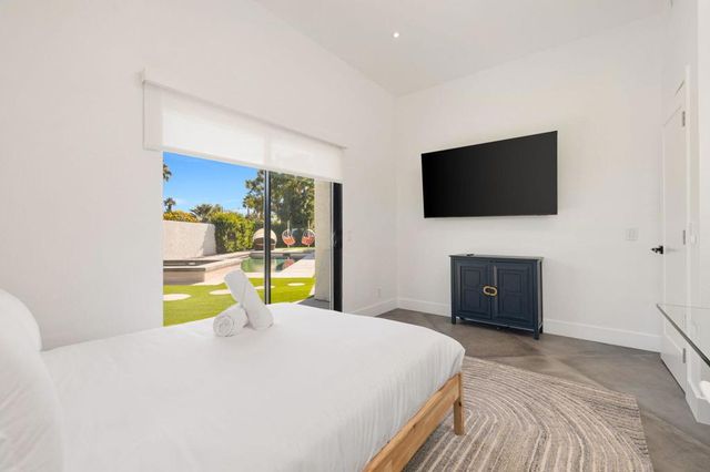 1172 E Deepak Road, Palm Springs, CA 92262