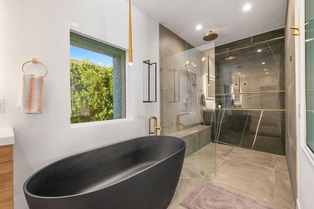 1172 E Deepak Road, Palm Springs, CA 92262