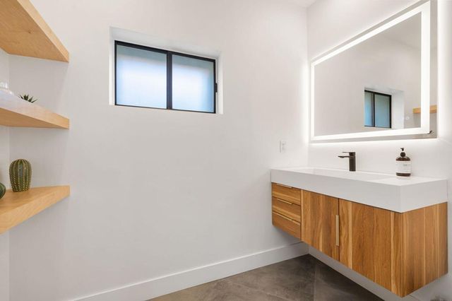 1172 E Deepak Road, Palm Springs, CA 92262