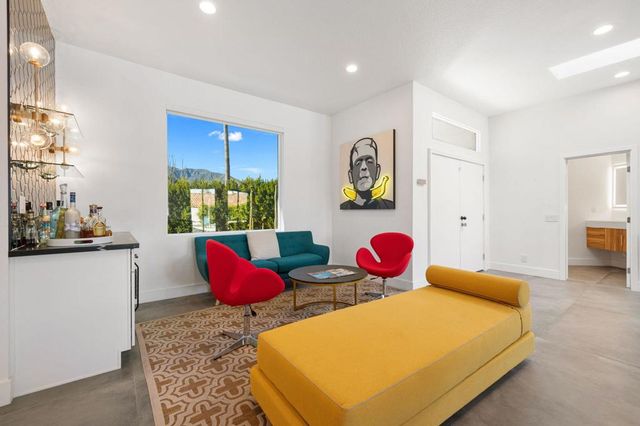 1172 E Deepak Road, Palm Springs, CA 92262