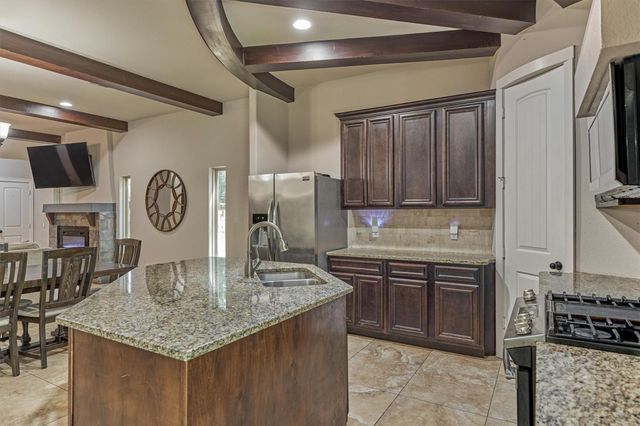 7203 Ponderosa Drive, Magnolia, TX 77354
