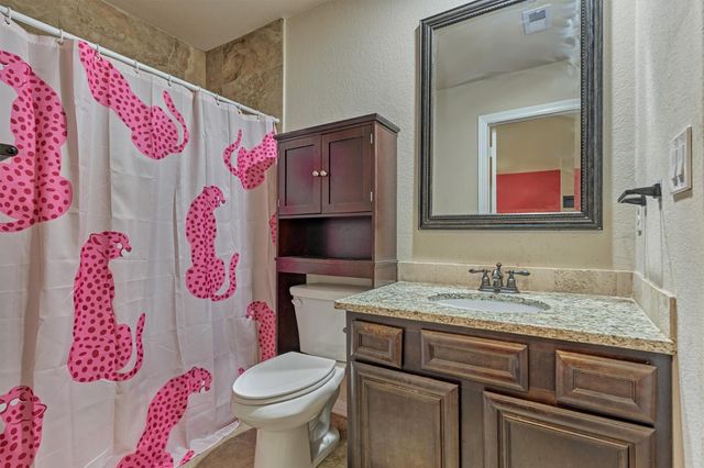 7203 Ponderosa Drive, Magnolia, TX 77354
