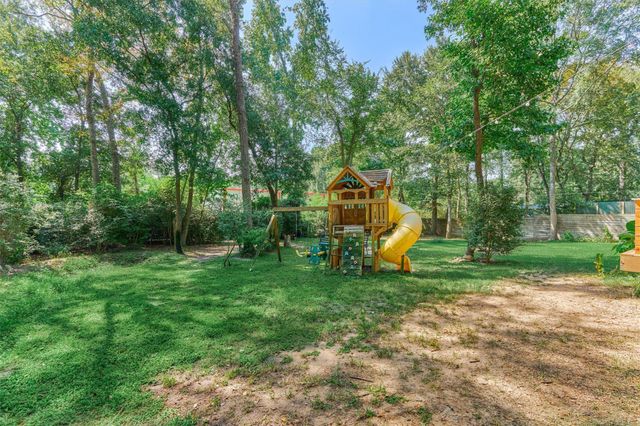 7203 Ponderosa Drive, Magnolia, TX 77354