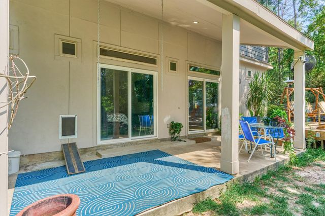 7203 Ponderosa Drive, Magnolia, TX 77354