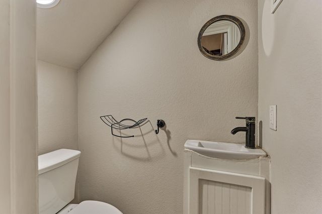 7203 Ponderosa Drive, Magnolia, TX 77354
