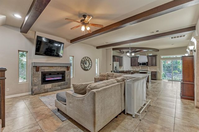 7203 Ponderosa Drive, Magnolia, TX 77354