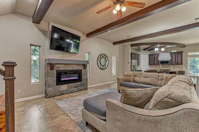 7203 Ponderosa Drive, Magnolia, TX 77354