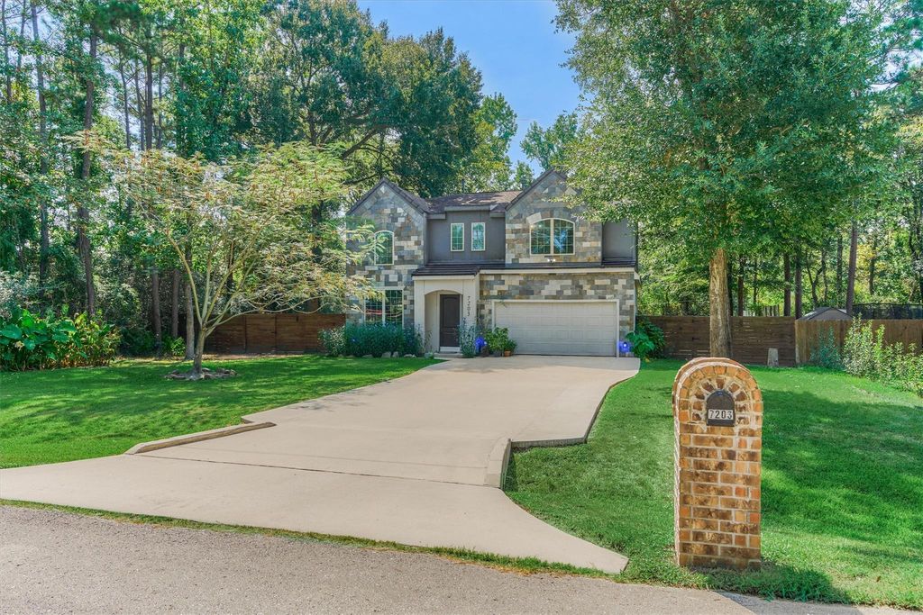 7203 Ponderosa Drive, Magnolia, TX 77354