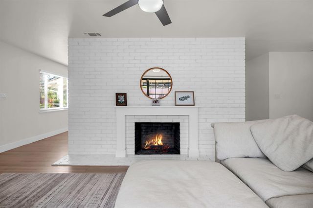 9101 Rosewood Dr, Sacramento, CA 95826