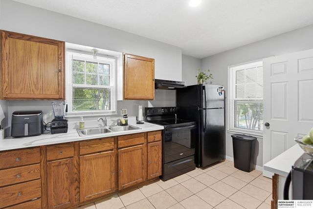 3496 Pratt Street, Omaha, NE 68111