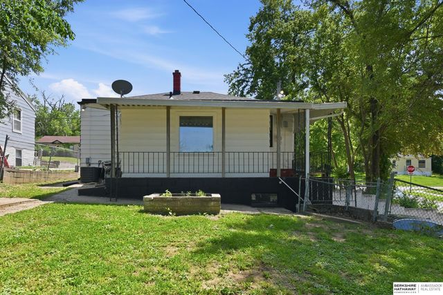 3496 Pratt Street, Omaha, NE 68111