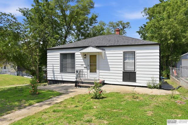 3496 Pratt Street, Omaha, NE 68111