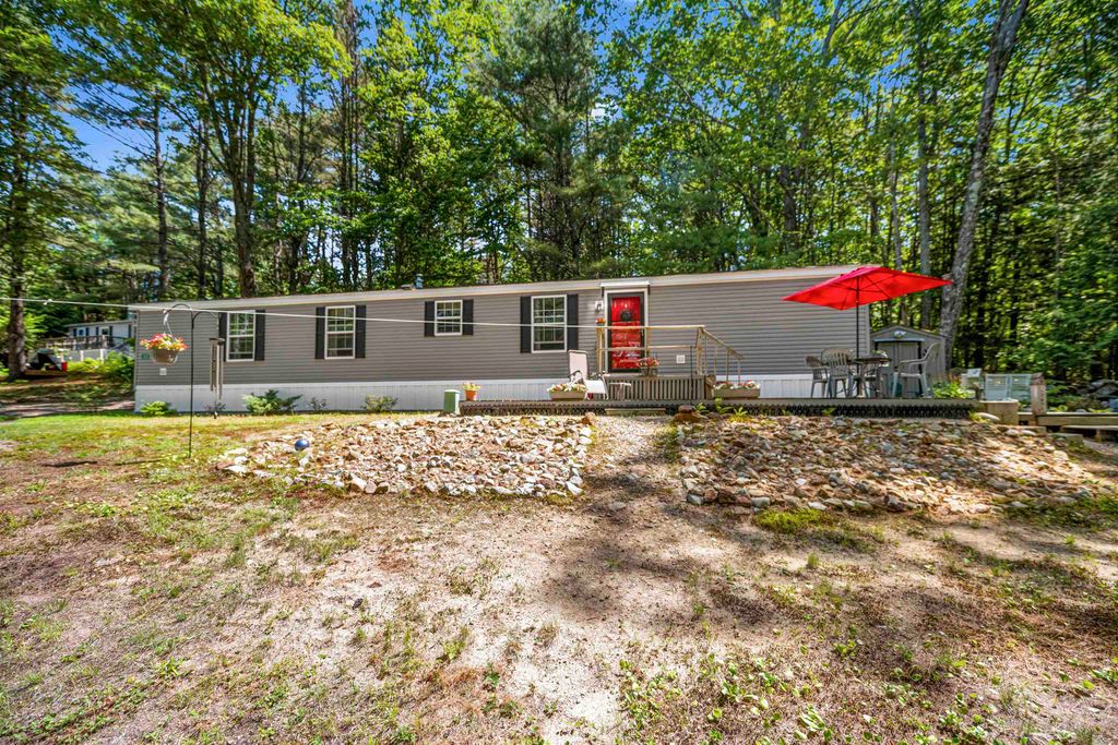 32 Juniper Drive, Tuftonboro, NH 03816