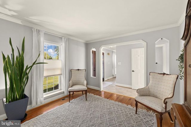 5593 ANN PEAKE DR, Fairfax, VA 22032