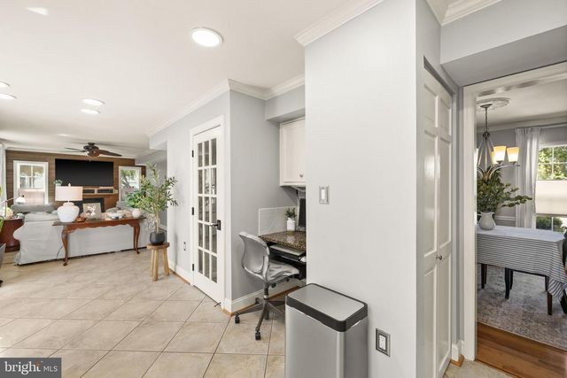 5593 ANN PEAKE DR, Fairfax, VA 22032