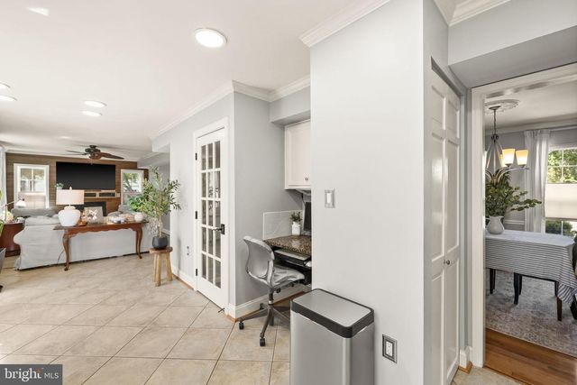 5593 ANN PEAKE DR, Fairfax, VA 22032