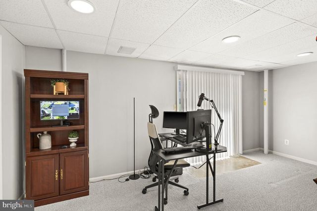 5593 ANN PEAKE DR, Fairfax, VA 22032