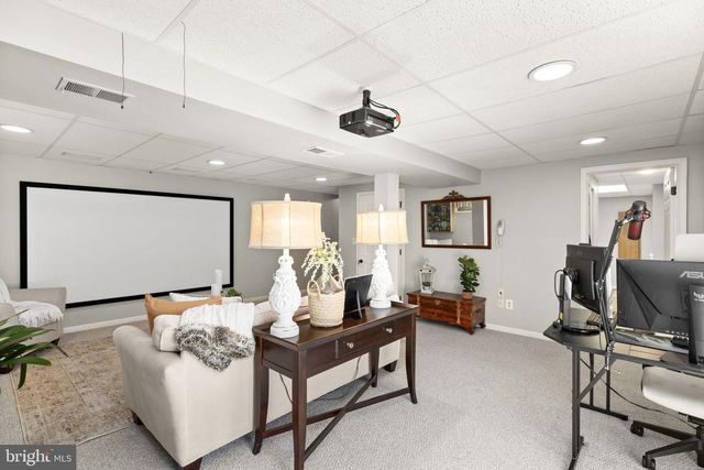 5593 ANN PEAKE DR, Fairfax, VA 22032