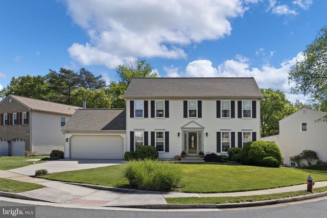 5593 ANN PEAKE DR, Fairfax, VA 22032