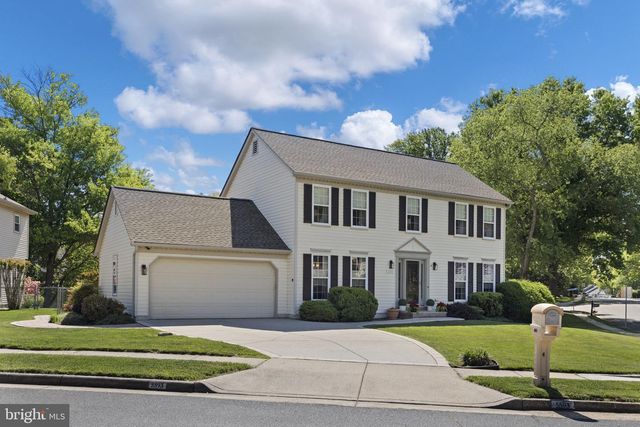 5593 ANN PEAKE DR, Fairfax, VA 22032