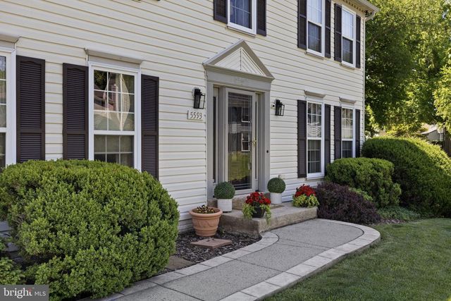 5593 ANN PEAKE DR, Fairfax, VA 22032