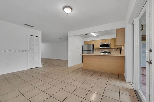 23 NW 109th Ave 5-S, Miami, FL 33172