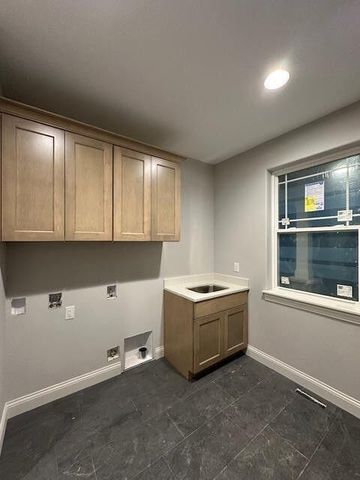 621 Wickland WAY, Colgate, WI 53017