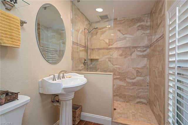 4601 Orange River Loop RD, Fort Myers, FL 33905