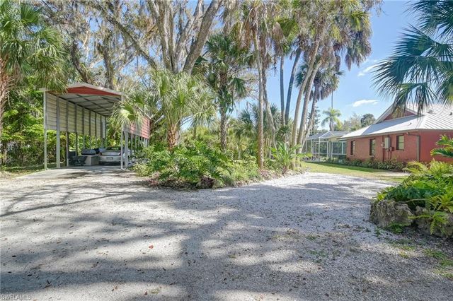 4601 Orange River Loop RD, Fort Myers, FL 33905