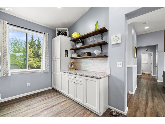 17770 Sw HANDLEY St, Sherwood, OR 97140