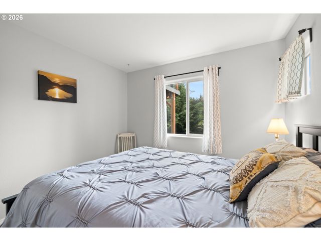 17770 Sw HANDLEY St, Sherwood, OR 97140