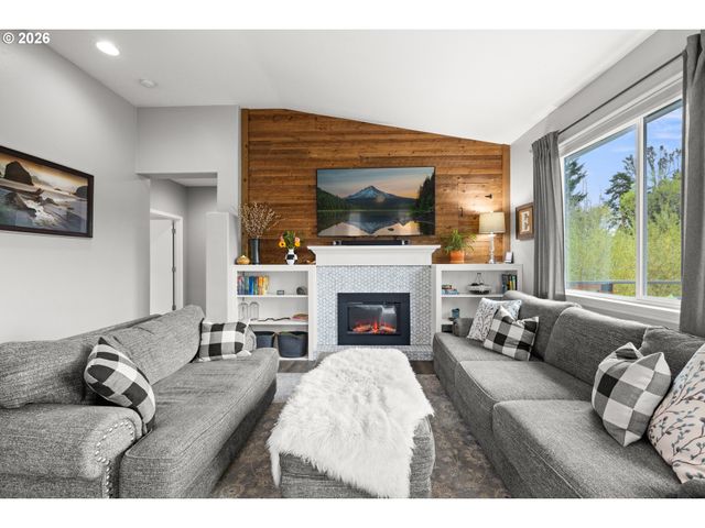 17770 Sw HANDLEY St, Sherwood, OR 97140