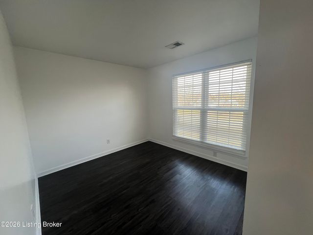 1220 Keane Ave, La Grange, KY 40031