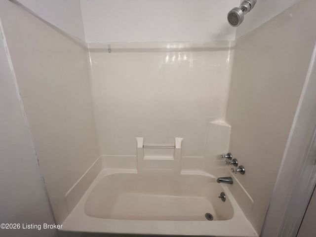 1220 Keane Ave, La Grange, KY 40031