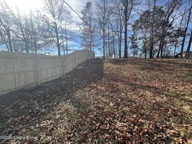 1220 Keane Ave, La Grange, KY 40031