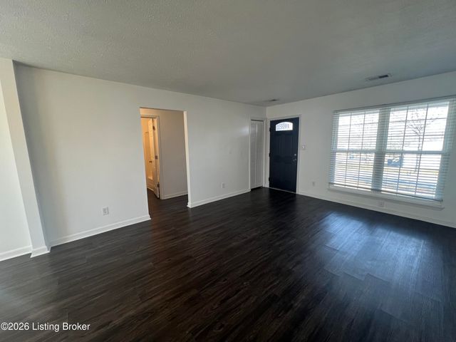 1220 Keane Ave, La Grange, KY 40031