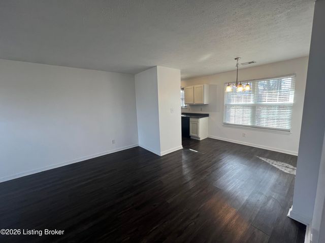 1220 Keane Ave, La Grange, KY 40031