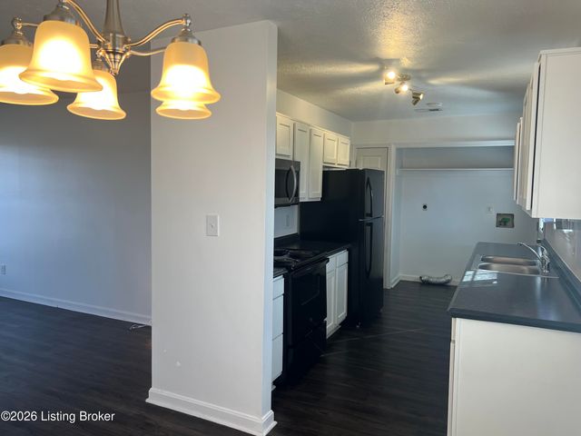 1220 Keane Ave, La Grange, KY 40031